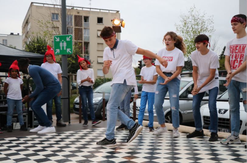 Chen&ocirc;ve f&ecirc;te la R&eacute;publique