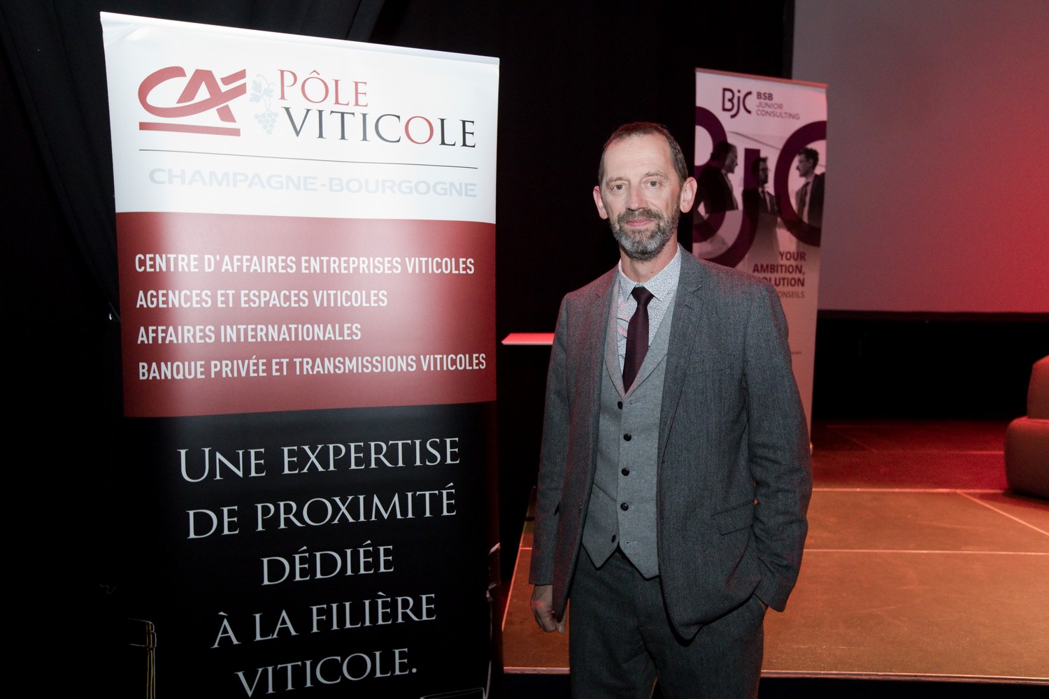 Tristan Lamy , directeur des entreprises, de l'agriculture et de la banque priv&eacute;e pour le Cr&eacute;dit Agricole de Champagne-Bourgogne