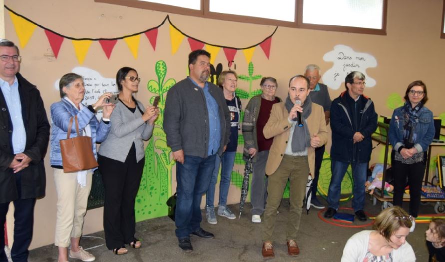 Budgets participatifs, DIJON : Une girouette sur le toit de l&rsquo;&eacute;cole maternelle Clemenceau