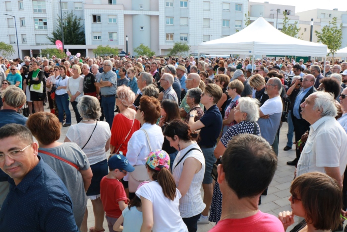 Bienvenue &agrave; la nouvelle place Nelson-Mandela &agrave; Longvic !