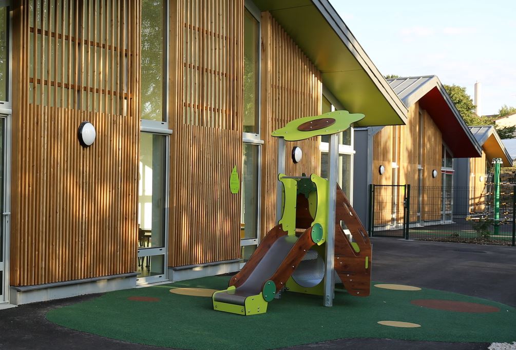 La Covati inaugure son nouveau centre de loisir intercommunal à Is-sur-Tille La Covati inaugure son nouveau centre de loisir intercommunal à Is-sur-Tille