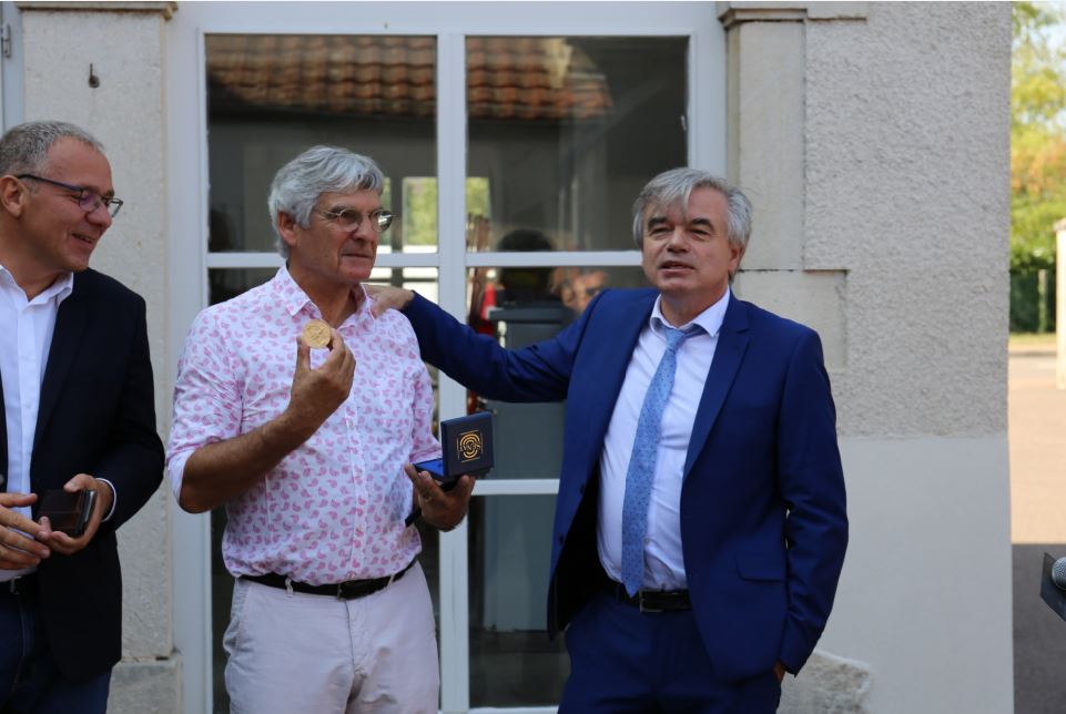 Accessibilit&eacute;, services publics, logement, Til-Chatel inaugure ses nouveaux am&eacute;nagements