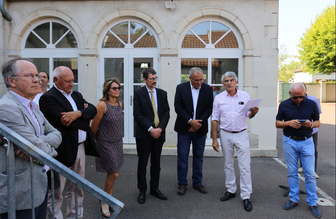 Accessibilit&eacute;, services publics, logement, Til-Chatel inaugure ses nouveaux am&eacute;nagements