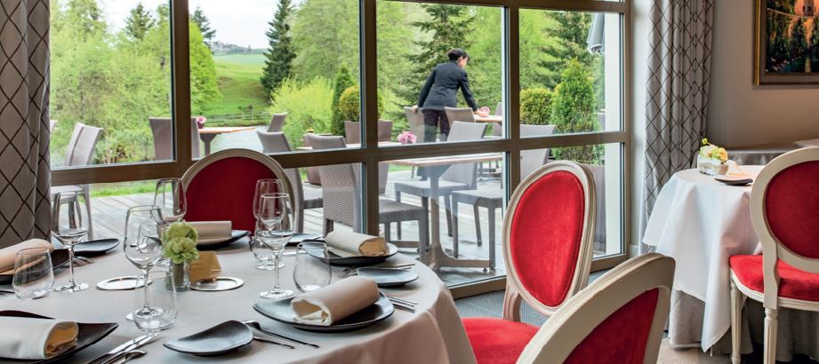 Benjamin Linard, chef du restaurant Le Lassey - Ch&acirc;teau de Sainte-Sabine - Sainte-Sabine