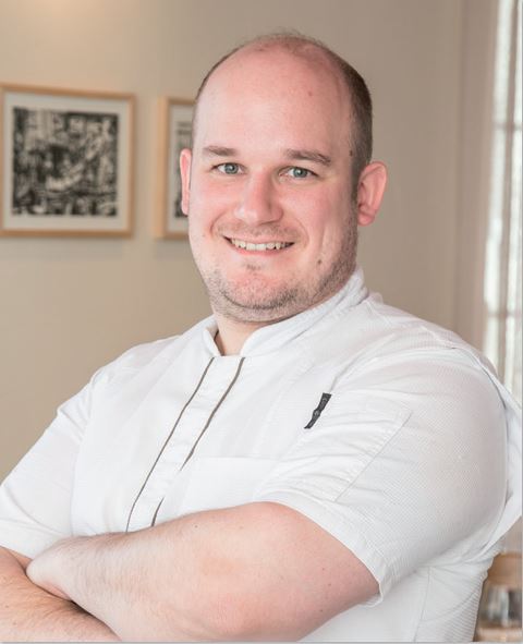 Edouard Mignot, chef du restaurant L&rsquo;Ed.Em* - Chassagne-Montrachet