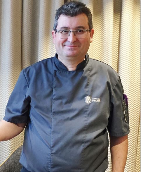 Gonzalo Pineiro, chef du restaurant Le Ch&acirc;teau Bourgogne - Dijon