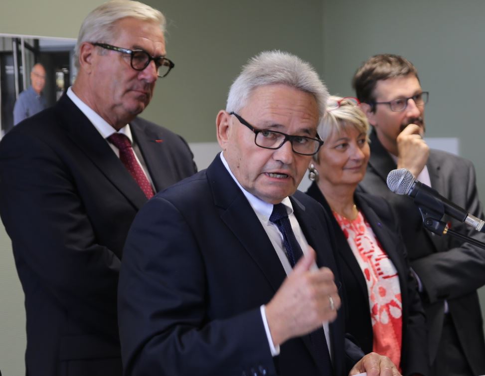 R&eacute;my Garrot a inaugur&eacute; la maison de sant&eacute; de Sombernon