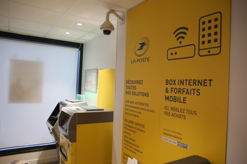La ville de Chen&ocirc;ve et La Poste main dans la main pour un service de qualit&eacute; aux habitants.