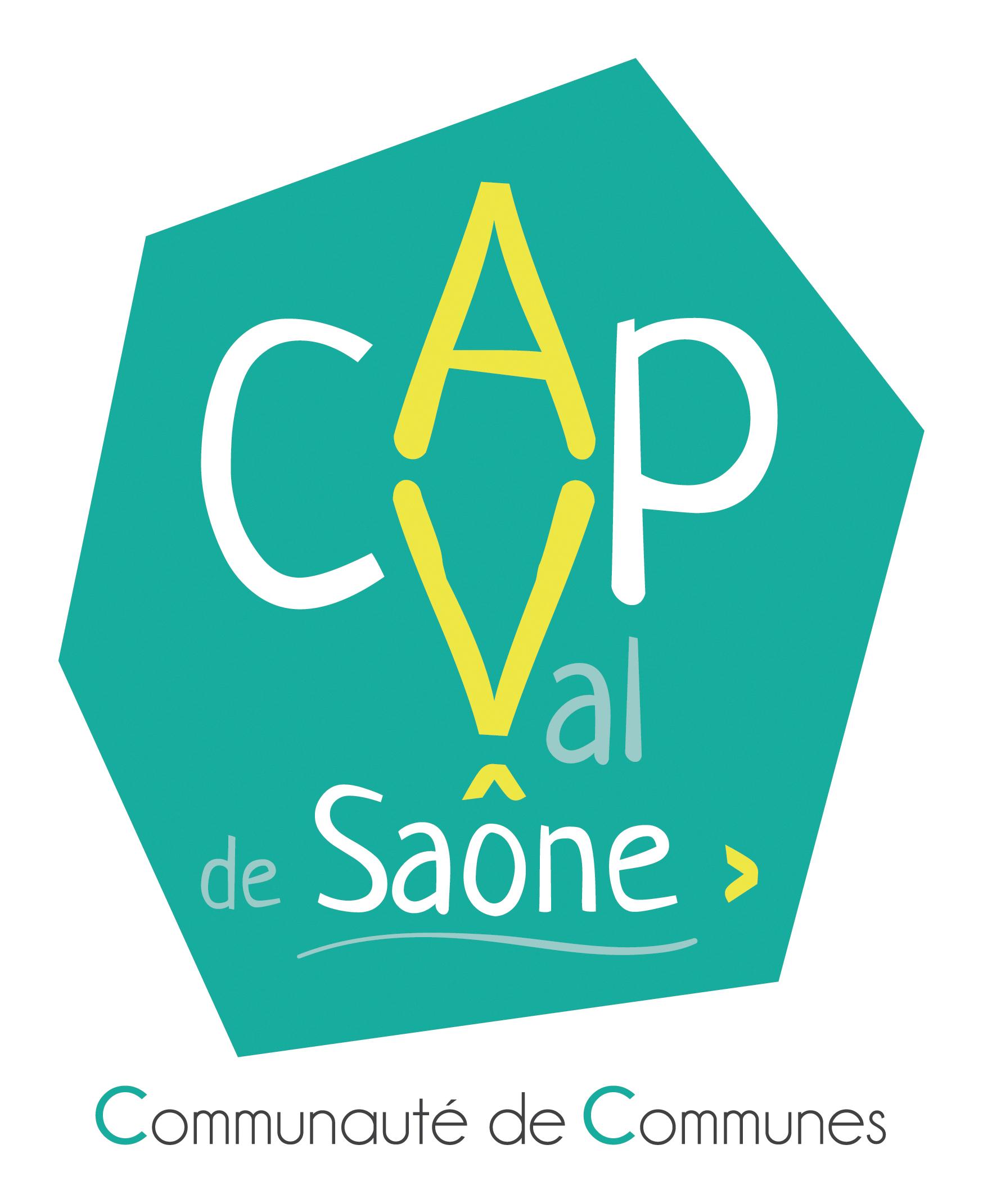 Dot&eacute;e d'une superficie de 170,2 kilom&egrave;tres carr&eacute;s, la Communaut&eacute; de Communes Auxonne-Pontailler Val de Sa&ocirc;ne, situ&eacute;e &agrave; l'Est de la C&ocirc;te d'Or, est limitrophe du d&eacute;partement du Jura. Elle regroupe 35 communes et 23 000 habitants. La ville d'Auxonne, si&egrave;ge de la Communaut&eacute; de Communes, est situ&eacute;e &agrave; 35 kilom&egrave;tres au Sud-Est de Dijon et est notamment desservie par les RD 905 et 976. Le territoire est en outre travers&eacute; par l'autoroute A39 Paris-Dijon-Suisse-Lyon, laquelle croise l'autoroute A36 reliant le Nord et l'Est de l'Europe &agrave; l'autoroute A6 Paris-Marseille-Europe du Sud. Par ailleurs, des liaisons r&eacute;guli&egrave;res de transport ferroviaire placent Auxonne &agrave; moins d'une demi-heure de Dijon ou Dole et &agrave; moins d'une heure de Besan&ccedil;on.