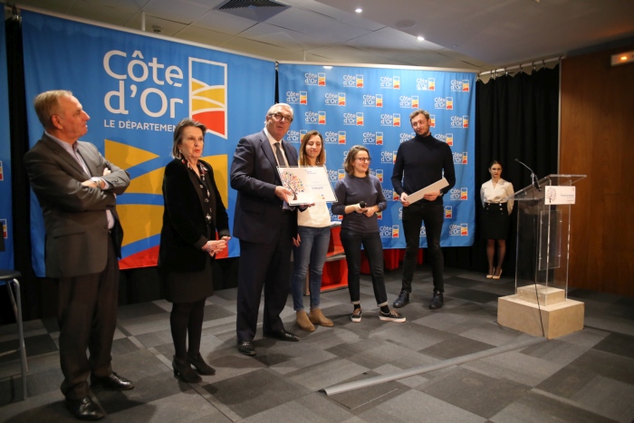  Les 4&egrave;mes assises du b&eacute;n&eacute;volat. Troph&eacute;e de l'insertion par le b&eacute;n&eacute;volat / mobilisation des b&eacute;n&eacute;voles : Association Cin&eacute;cyclo