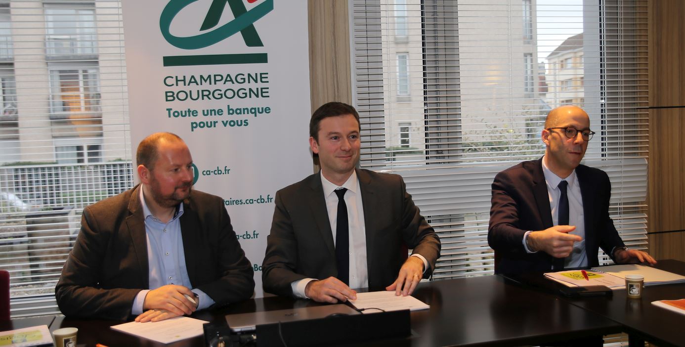 Le Cr&eacute;dit Agricole de Champagne-Bourgogne et LOGIS HOTELS s'associent pour favoriser le d&eacute;veloppement du tourisme local.