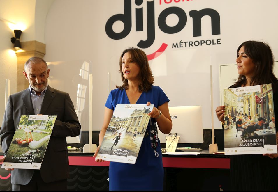 Sladana ZIVKOVIC, adjointe au maire, d&eacute;l&eacute;gu&eacute;e au tourisme et aux relations internationales, pr&eacute;sidente de l'Office de Tourisme de Dijon M&eacute;tropole