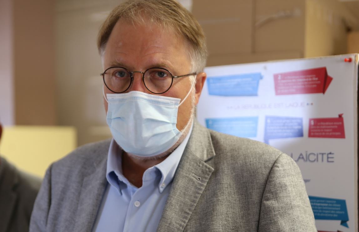 Thierry Falconnet, maire de Chen&ocirc;ve