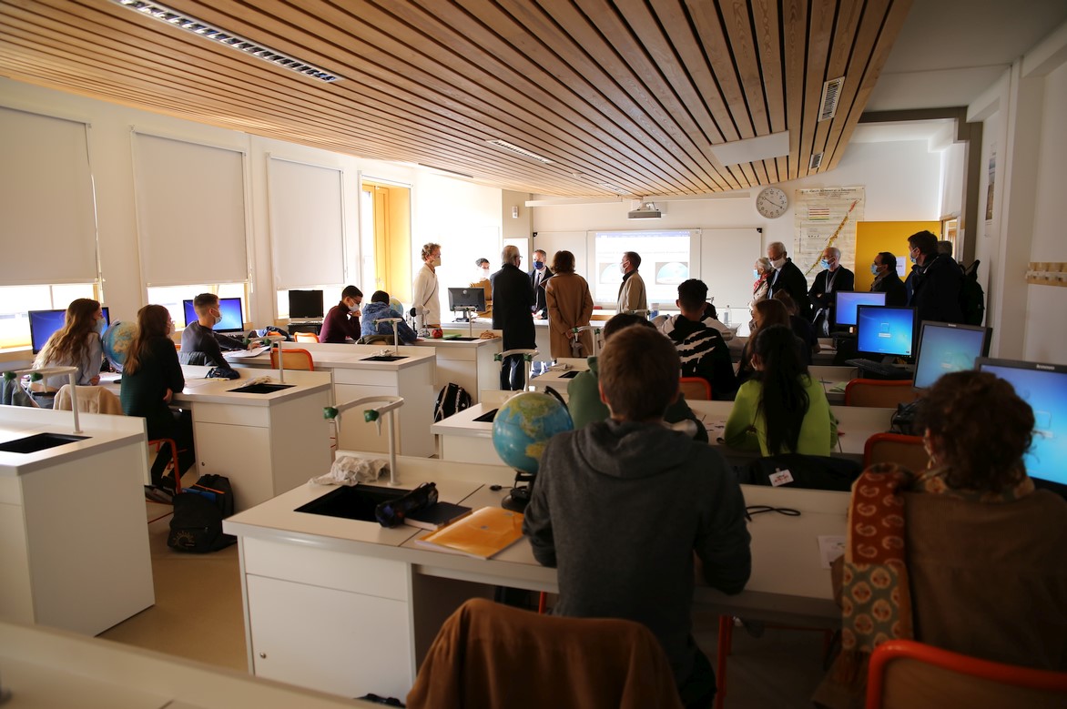 La rénovation du lycée Anna Judic de Semur-en-Auxois inaugurée La rénovation du lycée Anna Judic de Semur-en-Auxois inaugurée