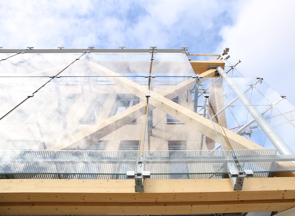 L'ach&egrave;vement de la structure bois de la construction du futur si&egrave;ge de la CEBFC