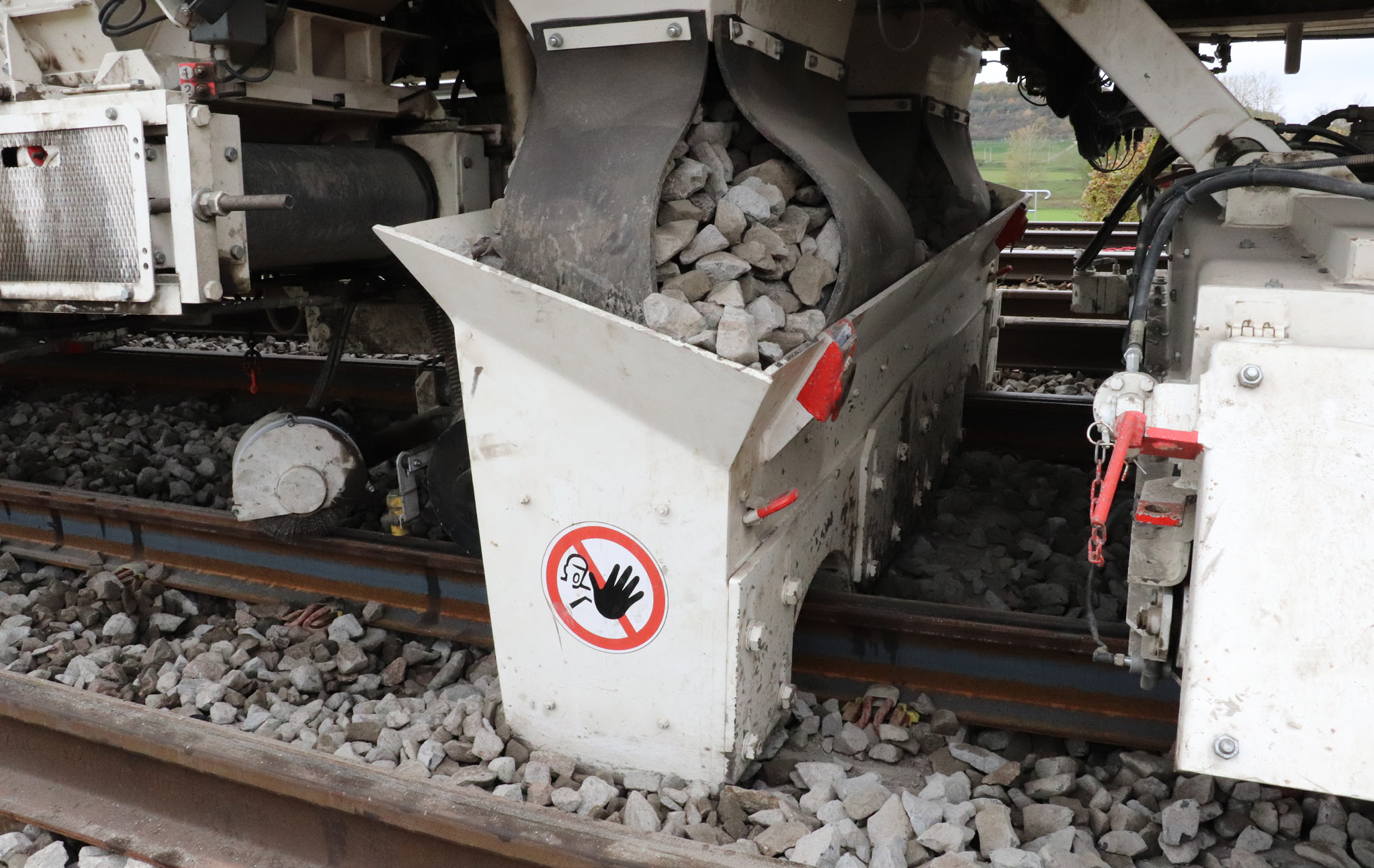 SNCF : Des travaux de grande ampleur r&eacute;alis&eacute;s en urgence sur la ligne paris-dijon