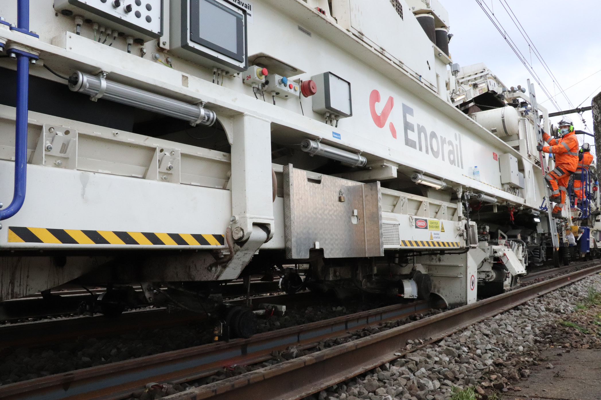 SNCF : Des travaux de grande ampleur r&eacute;alis&eacute;s en urgence sur la ligne paris-dijon