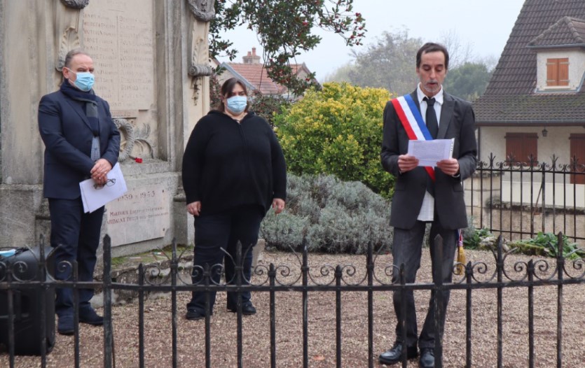 Steve Renaud, maire de Gemeaux et l'&eacute;quipe munjicipale
