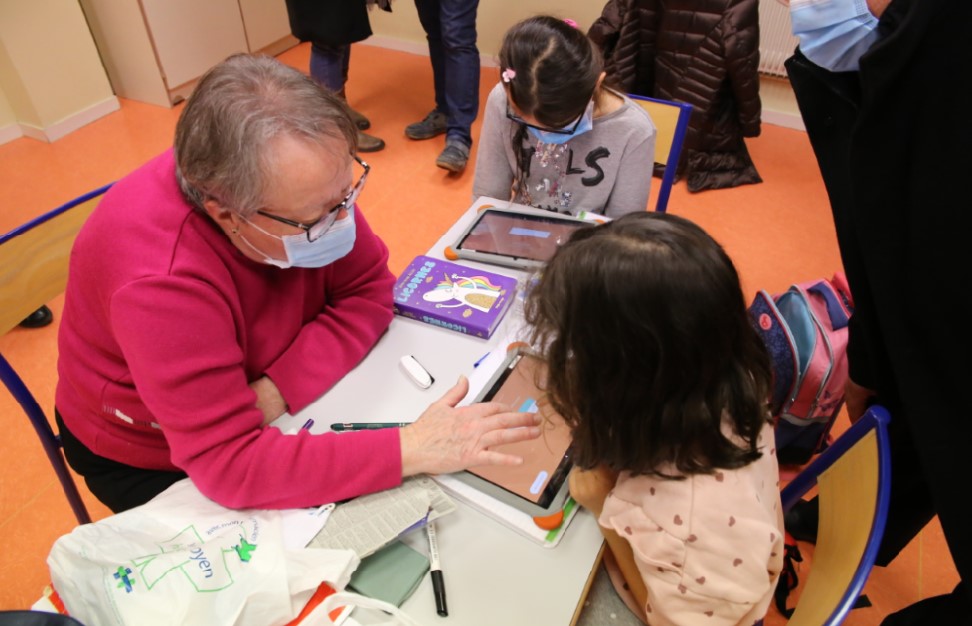 #inclusionnum&eacute;rique : Lancement du projet Ecoles Num&eacute;riques de la Fondation Orange