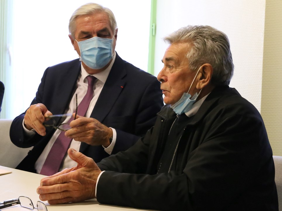 Jean-Michel Antoni, maire de Laignes, Président de l'EHPAD Jean-Michel Antoni, maire de Laignes, Président de l'EHPAD