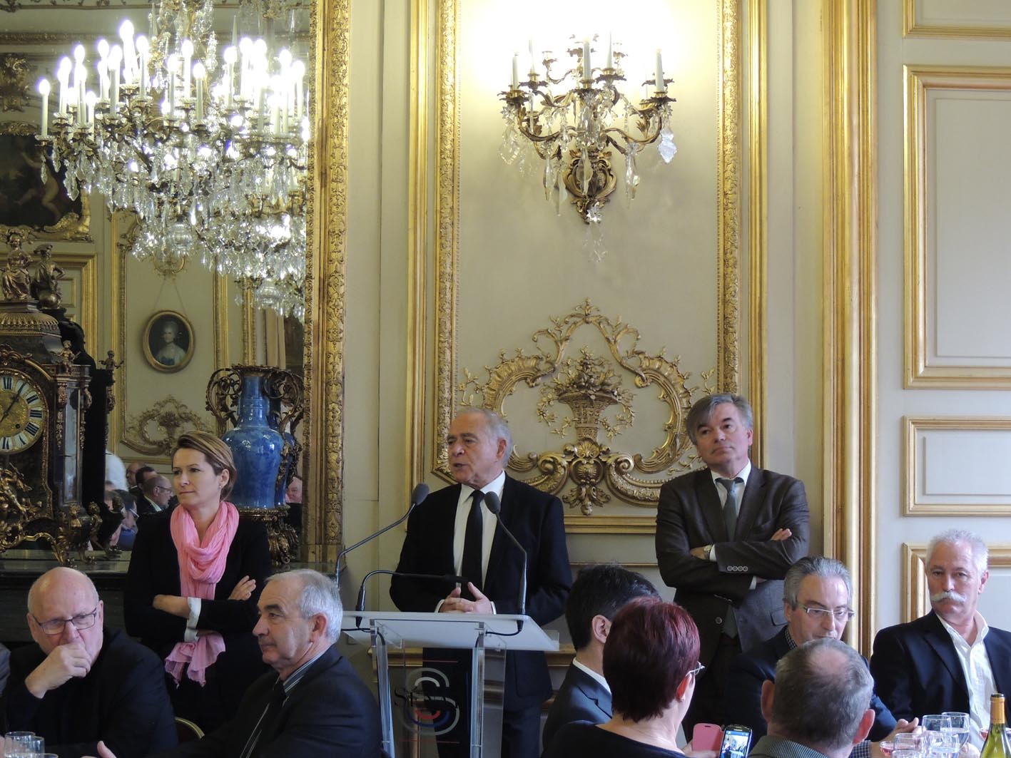 Les sénateurs de la Côte-d'Or reçoivent leurs pairs