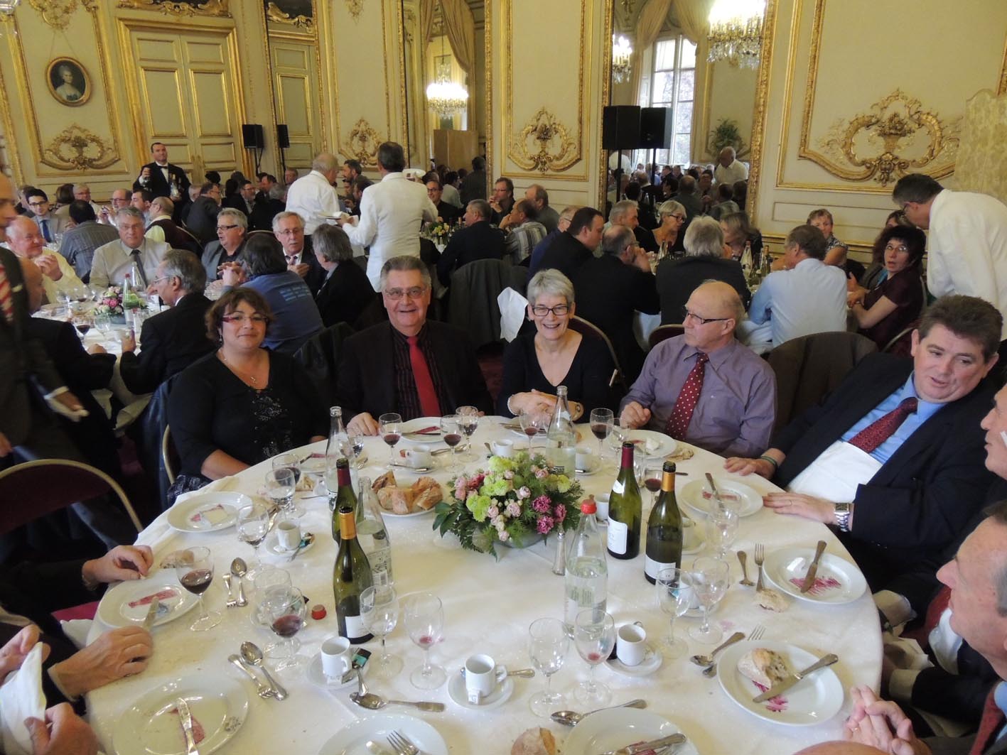 Les sénateurs de la Côte-d'Or reçoivent leurs pairs