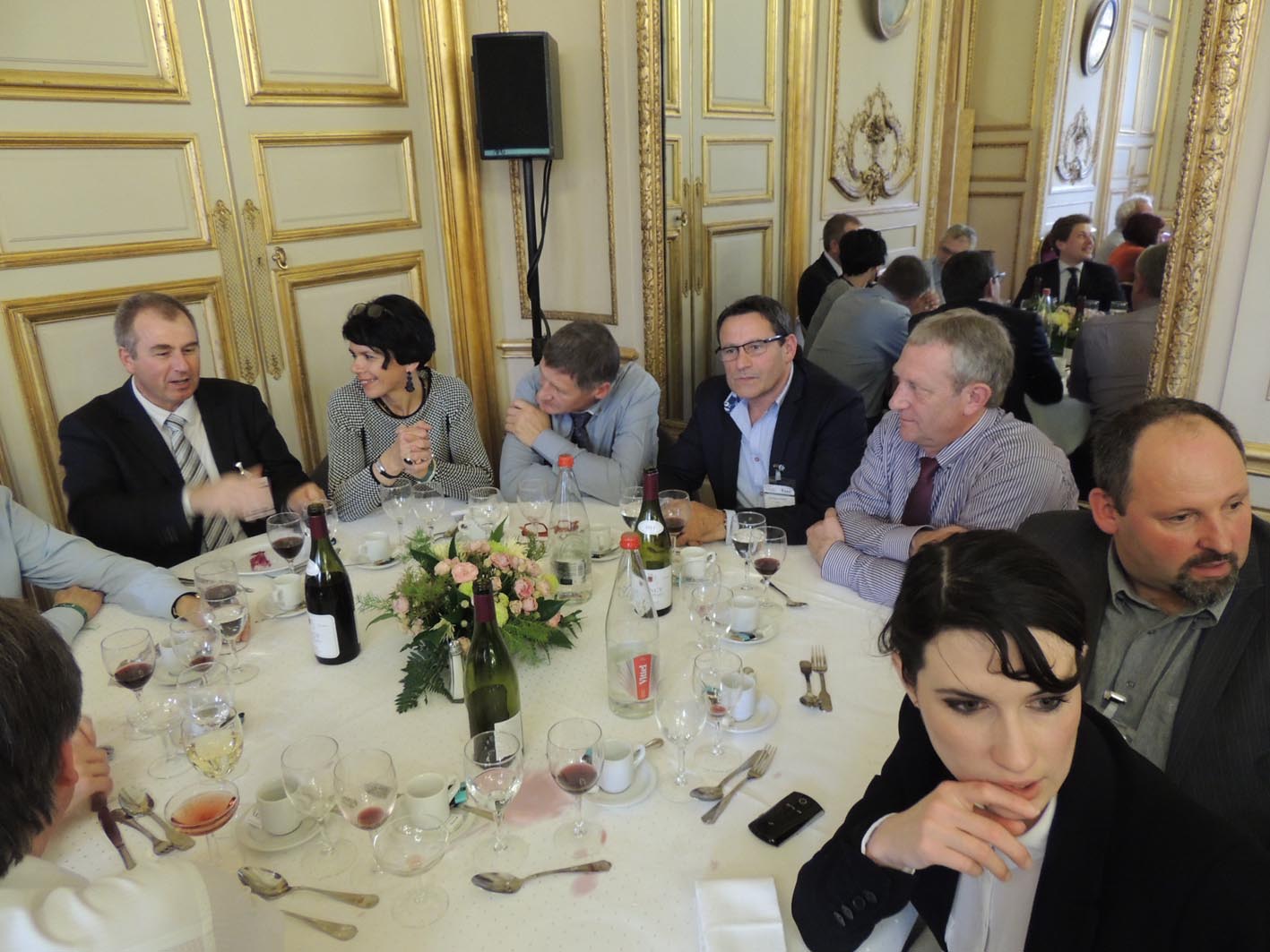 Les sénateurs de la Côte-d'Or reçoivent leurs pairs