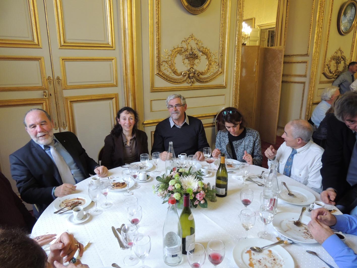 Les sénateurs de la Côte-d'Or reçoivent leurs pairs
