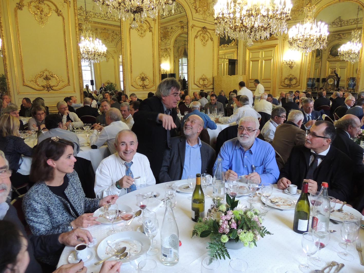 Les sénateurs de la Côte-d'Or reçoivent leurs pairs