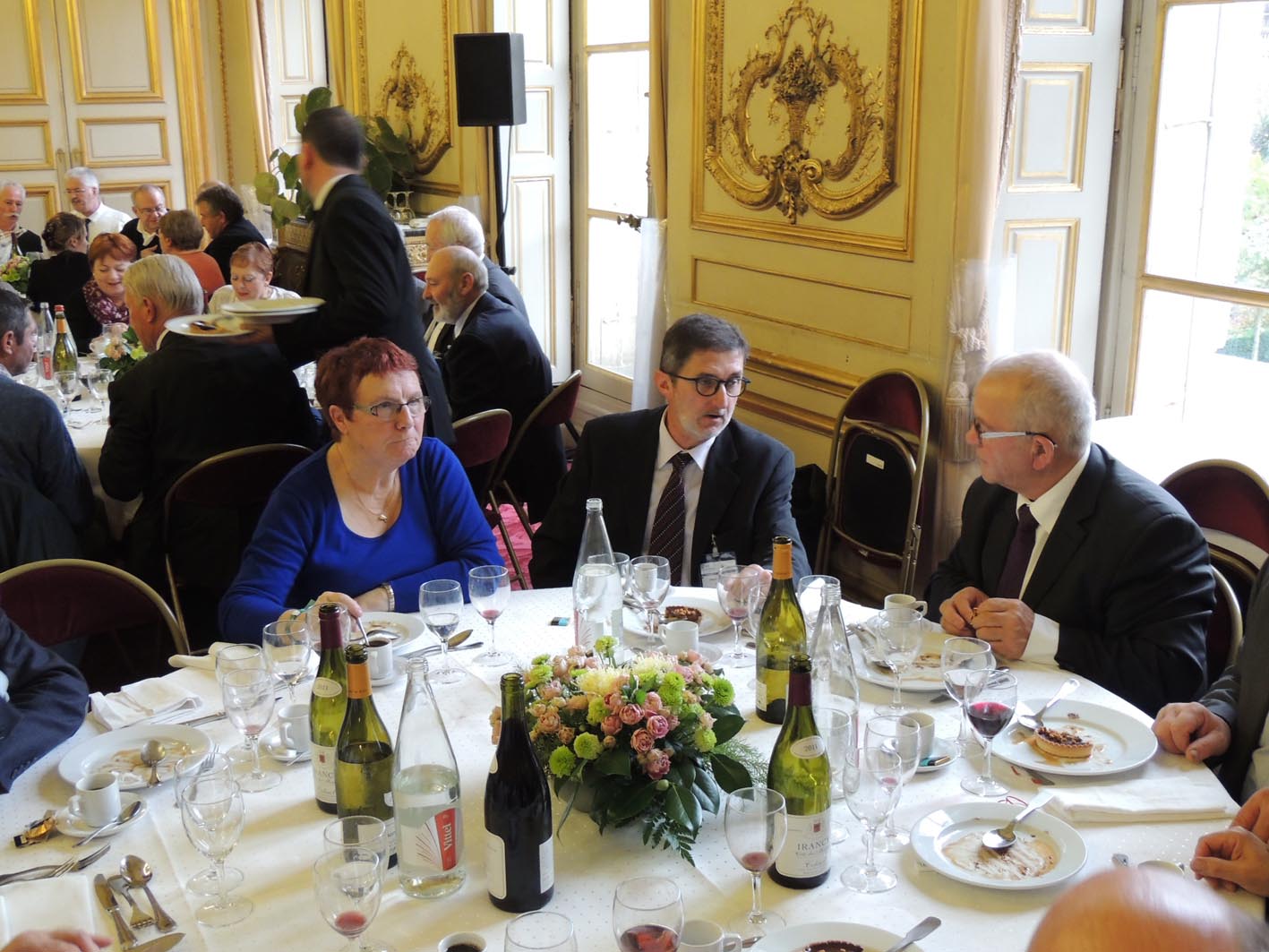Les sénateurs de la Côte-d'Or reçoivent leurs pairs