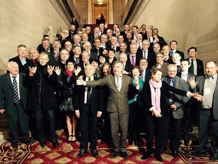 Les s&eacute;nateurs de la C&ocirc;te-d'Or re&ccedil;oivent leurs pairs