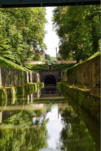 Un DUO insolite pour le canal de Bourgogne !