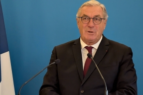 François Sauvadet en réunion publique les 17, 20, 26 et27 mars