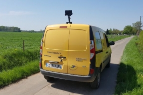 La Poste au plus près de la population et des élus