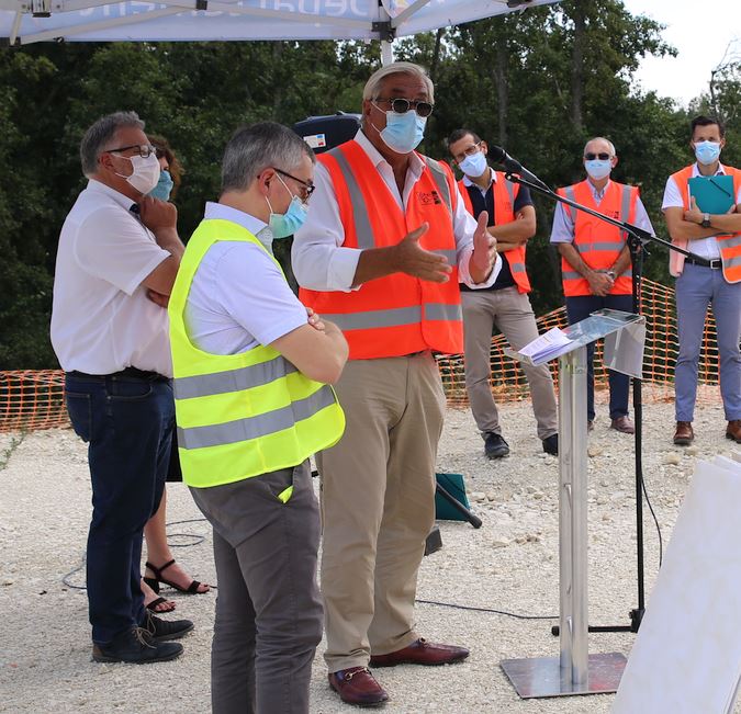Am&eacute;nagement du territoire : Fran&ccedil;ois Sauvadet visite le chantier du contournement de Mirebeau-sur-B&egrave;ze
