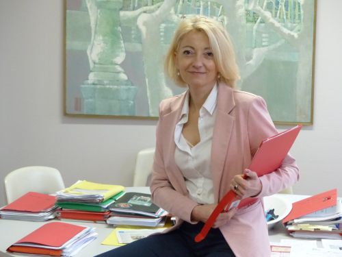 Laurence Porte, maire de Montbard