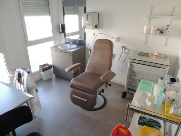 Une Maison Universitaire de Sant&eacute; et de Soins Primaires A Chen&ocirc;ve